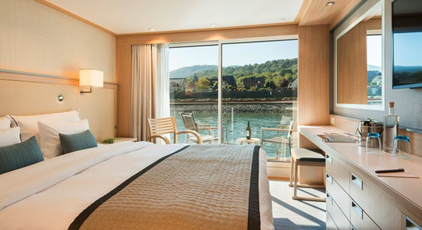 Viking River Cruises Viking Fjorgyn Veranda Stateroom.png